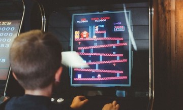 Image du thème Jeux vidéo du jeu 94%